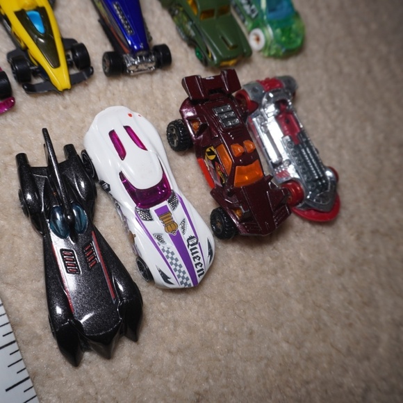 Hot Wheels,Ford Escort RS,Carbide, Batmobile,Loop Coupe,Piledriver,Velocita - Picture 6 of 6